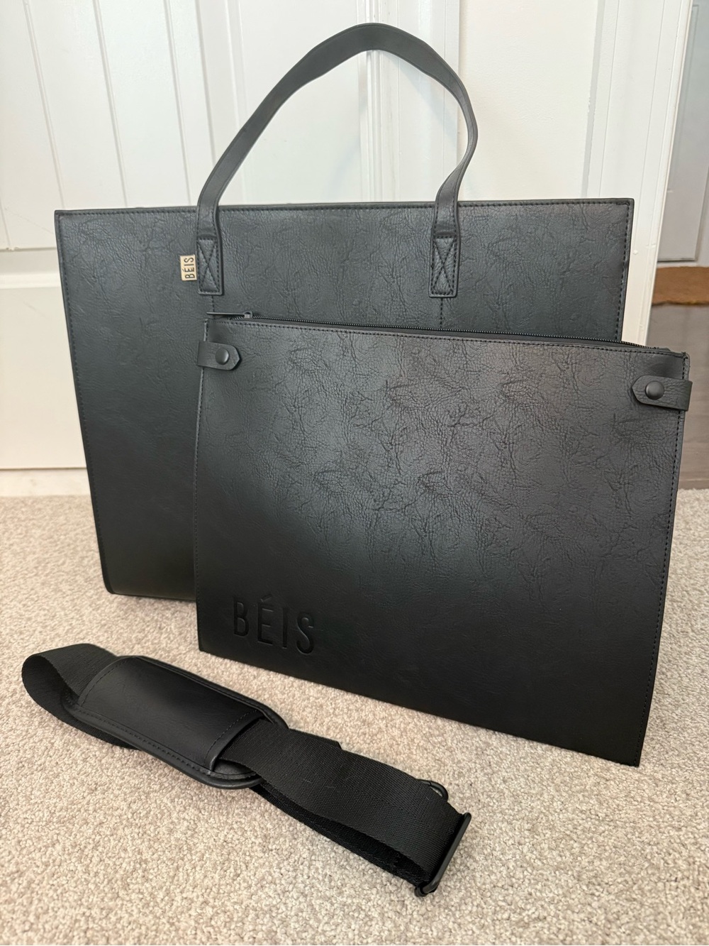 BÉIS The Large Work Tote in black vegan leather - Picture 11 of 13